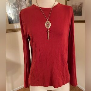 Jones NY like new long sleeve rust color tee top size L. C:5031-5/20/26